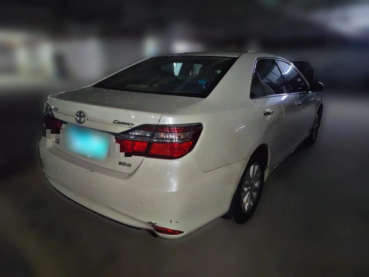 Toyota Camry 2015 2.0G Premier Edition — миниатюра 6