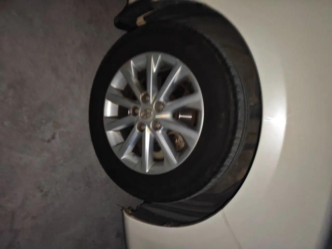 Toyota Camry 2015 2.0G Premier Edition — миниатюра 8