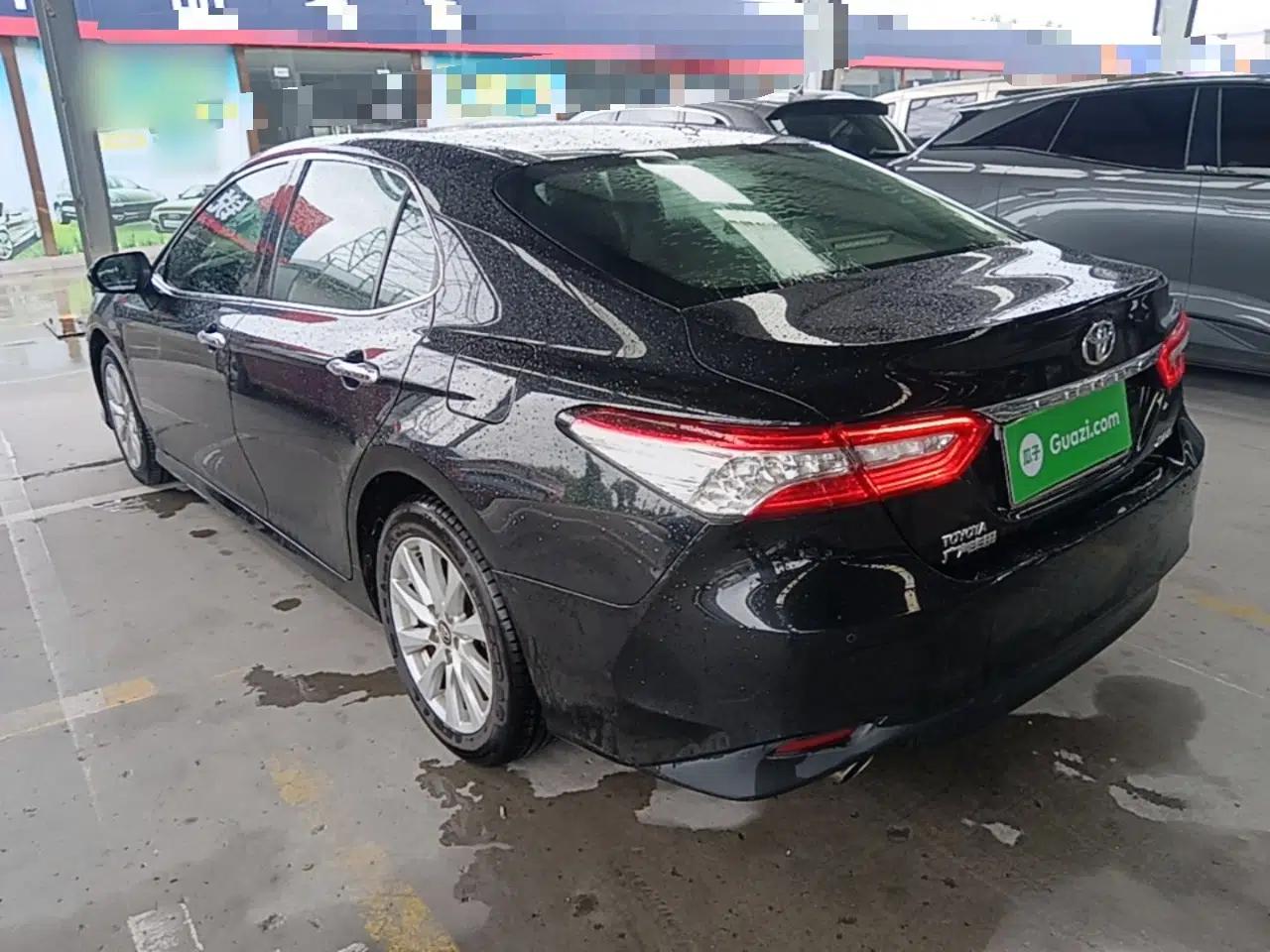 Toyota Camry 2018 2.0G Luxury Edition — миниатюра 4