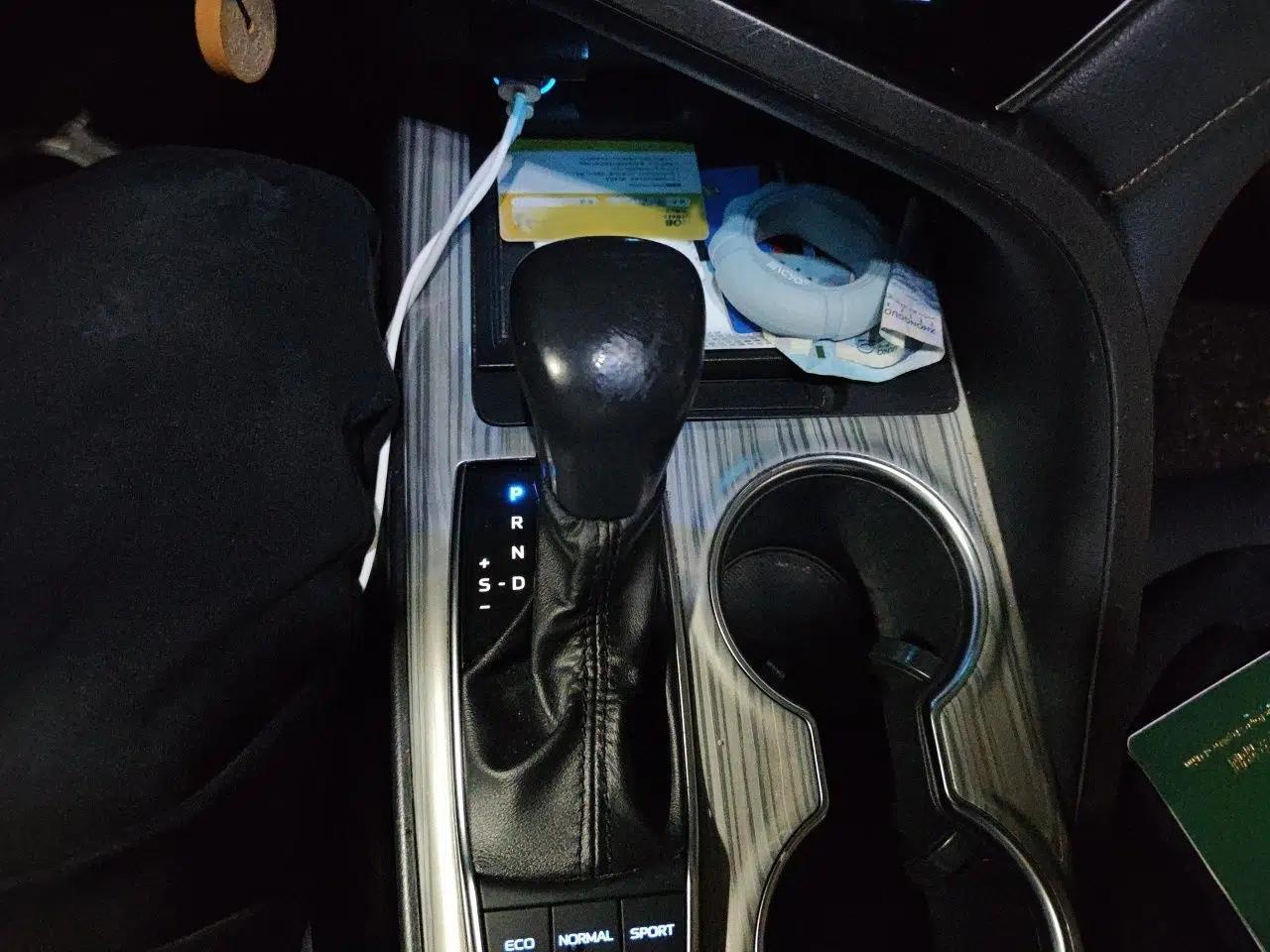 Toyota Camry 2019 Dual-Engine 2.5 HG Luxury Edition China VI Standard — миниатюра 11