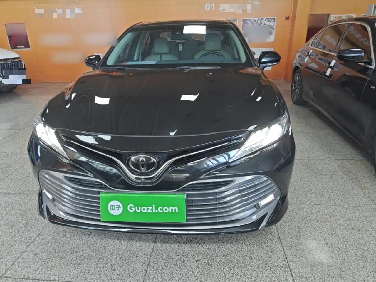 Toyota Camry 2018 2.0G Luxury Edition — миниатюра 2
