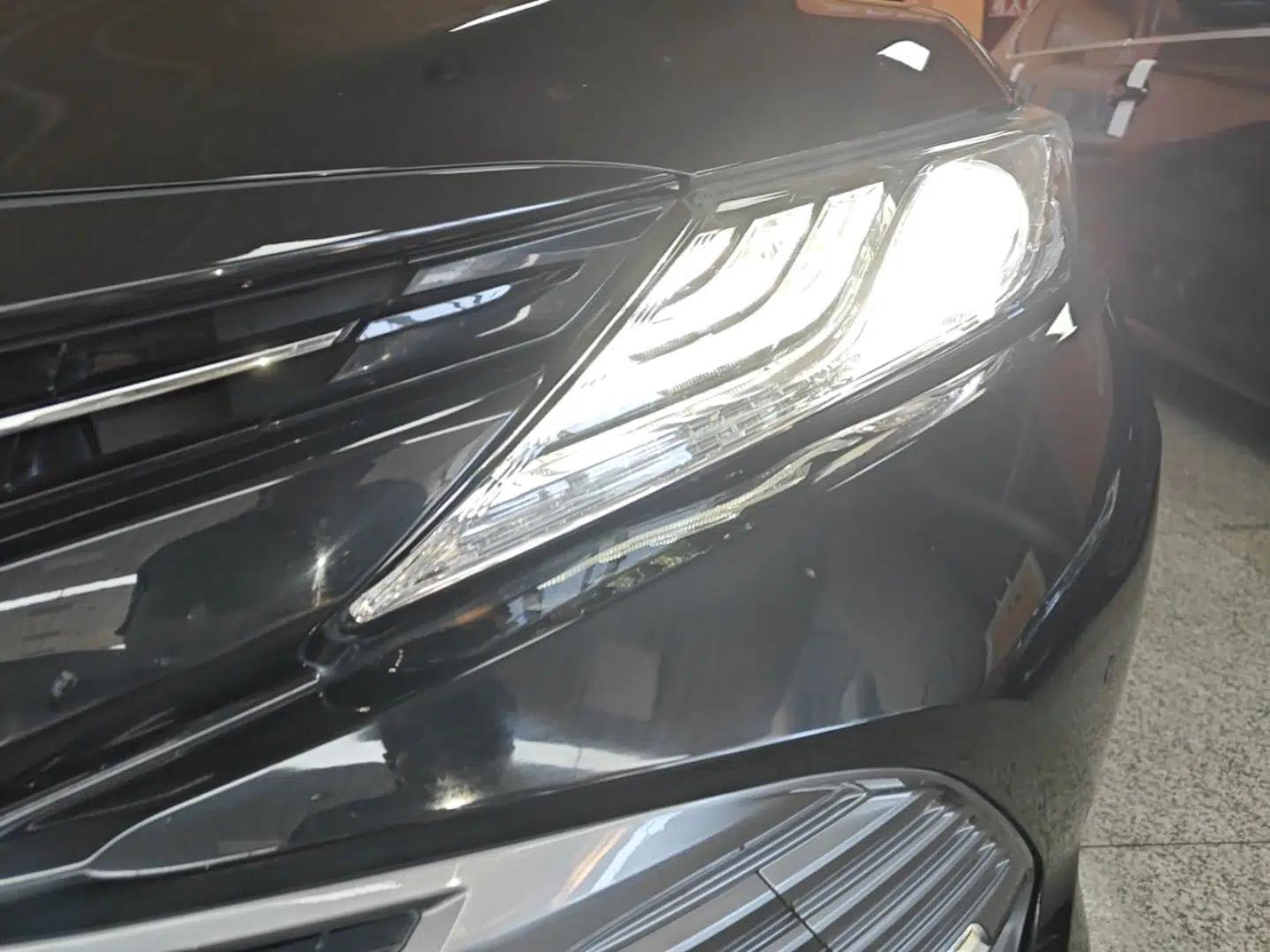 Toyota Camry 2018 2.0G Luxury Edition — миниатюра 8