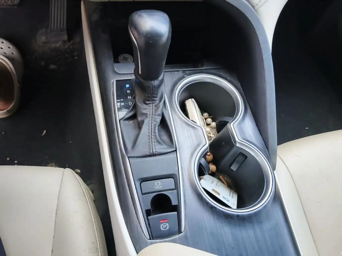 Toyota Camry 2021 2.0G Luxury Edition — миниатюра 16
