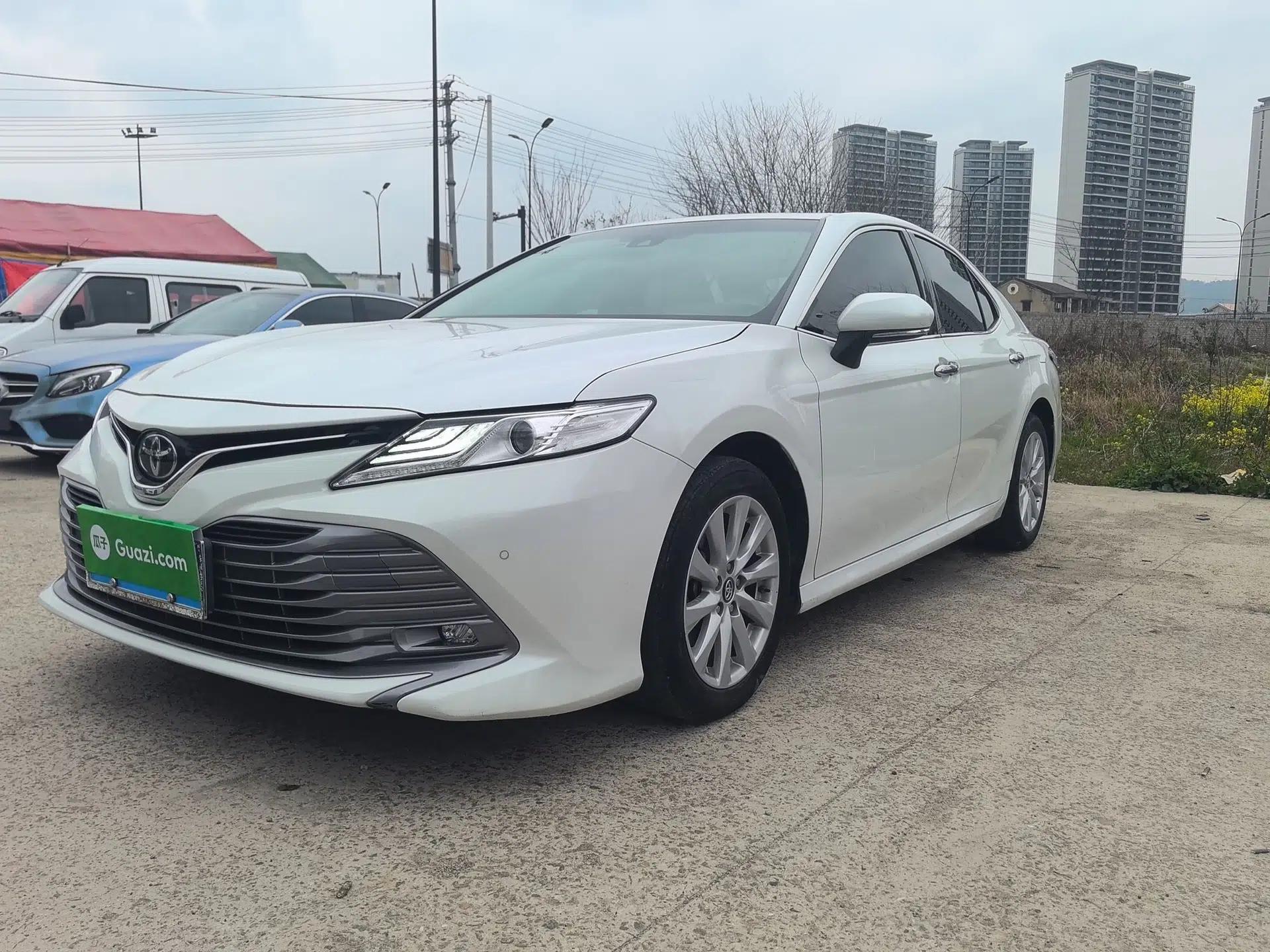 Toyota Camry 2019 2.0G Luxury Edition China VI Standard — миниатюра 1