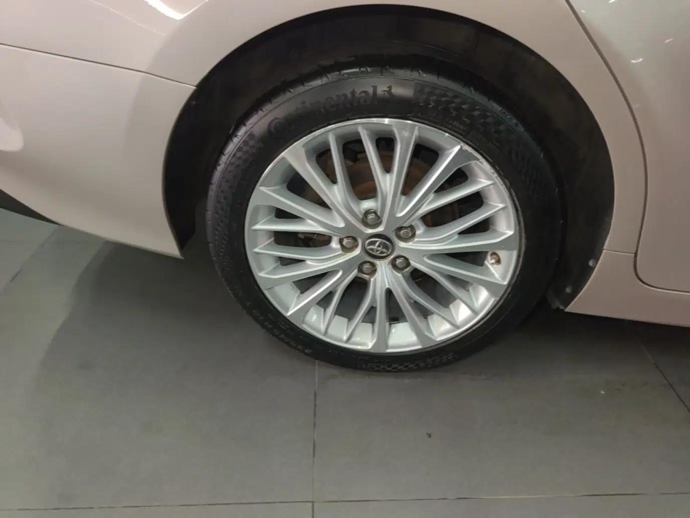 Toyota Camry 2018 2.5G Luxury Edition — миниатюра 11