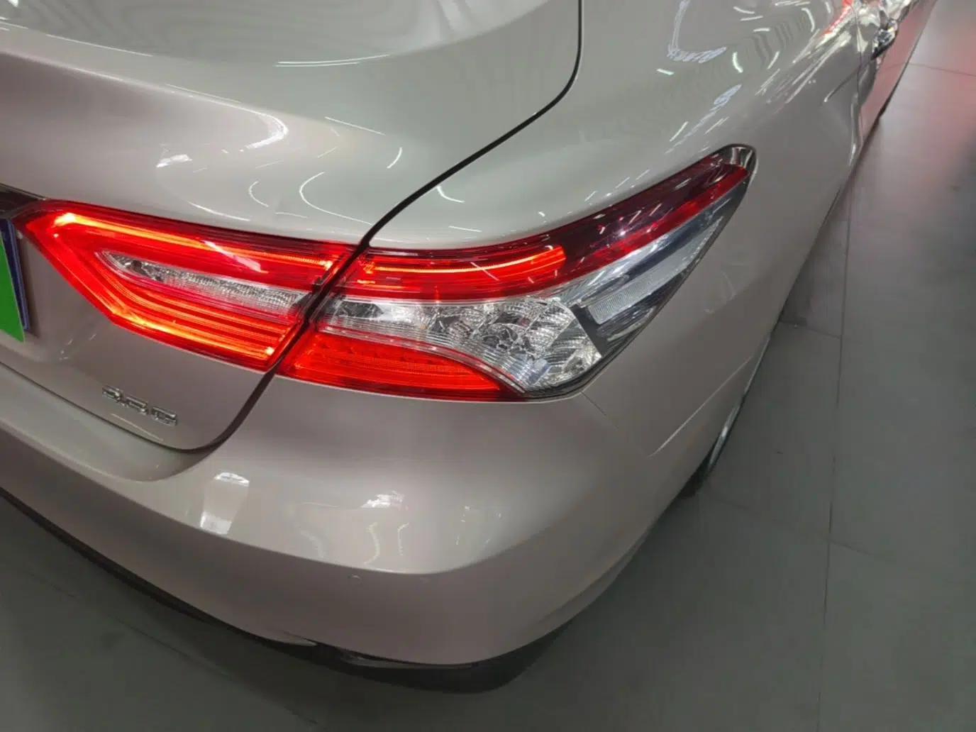 Toyota Camry 2018 2.5G Luxury Edition — миниатюра 9