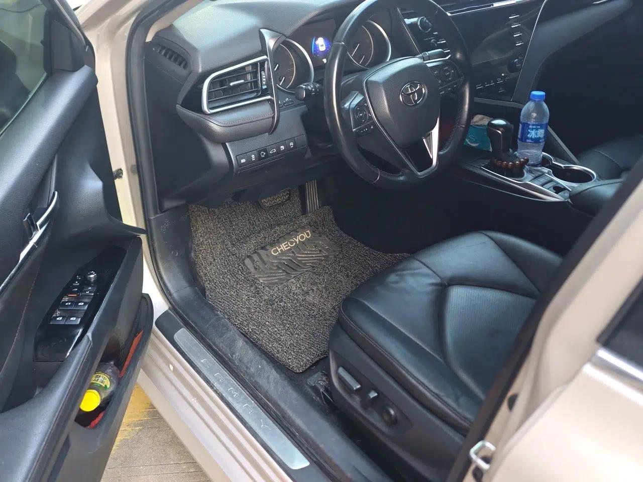 Toyota Camry 2018 2.5G Luxury Edition — миниатюра 16