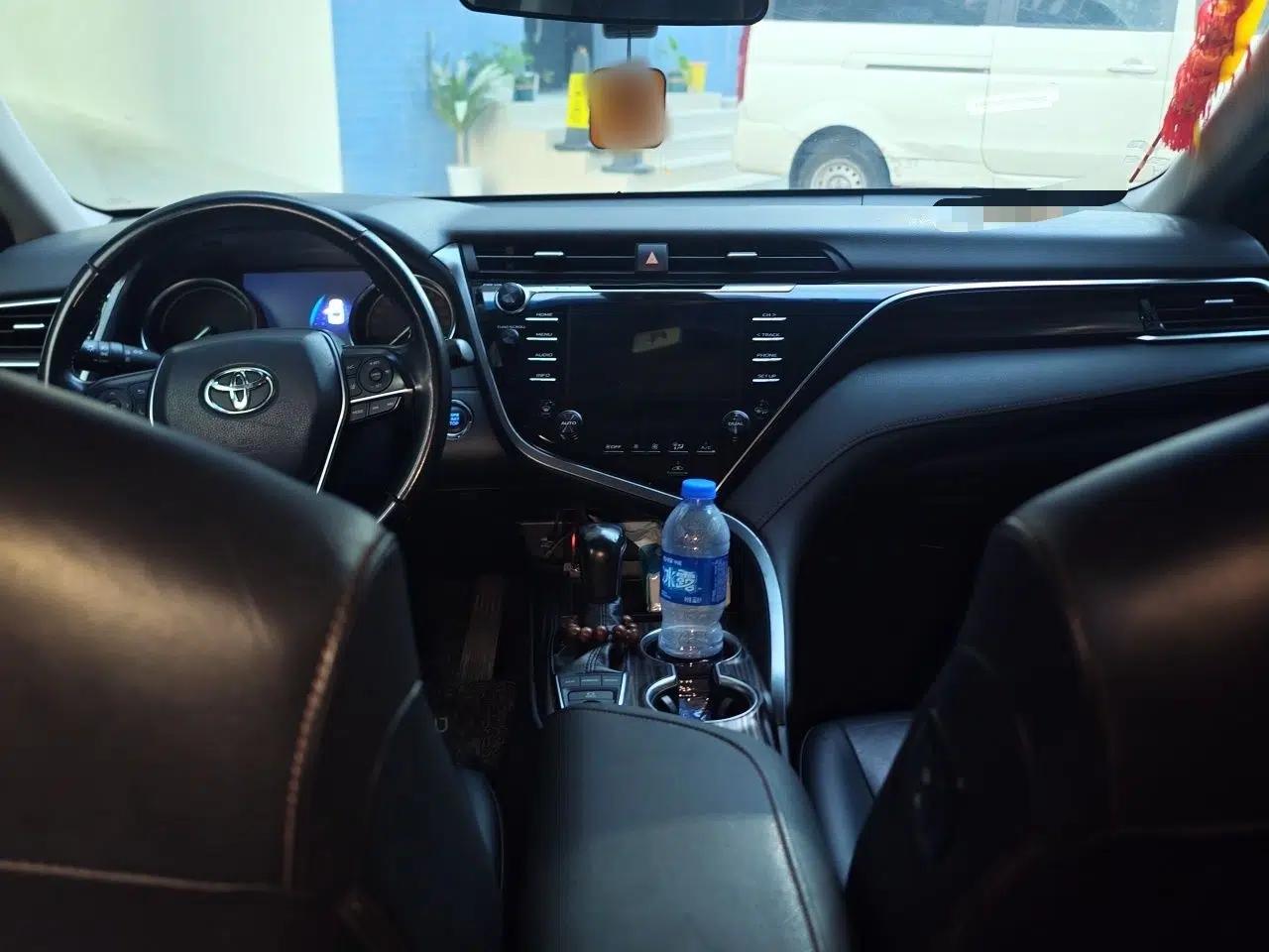 Toyota Camry 2018 2.5G Luxury Edition — миниатюра 9