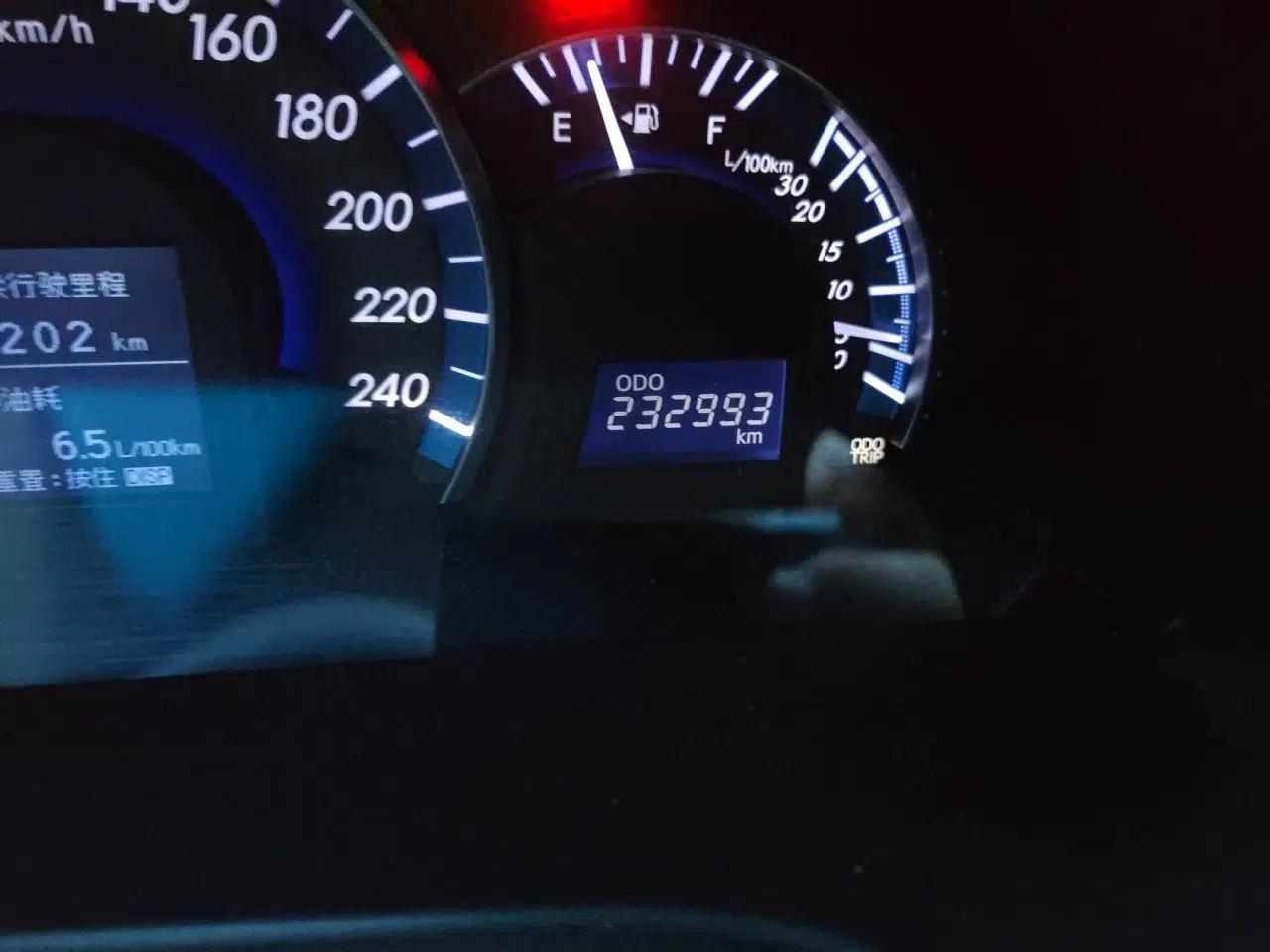 Toyota Camry 2012 Luxurious Edition 2.5HG Zunrui — миниатюра 12