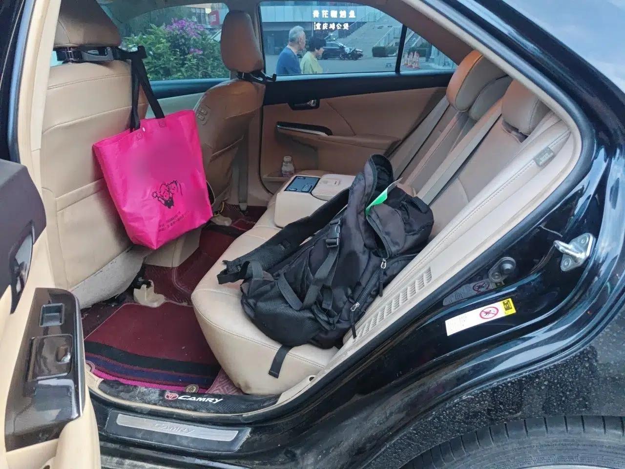 Toyota Camry 2012 Luxurious Edition 2.5HG Zunrui — миниатюра 17