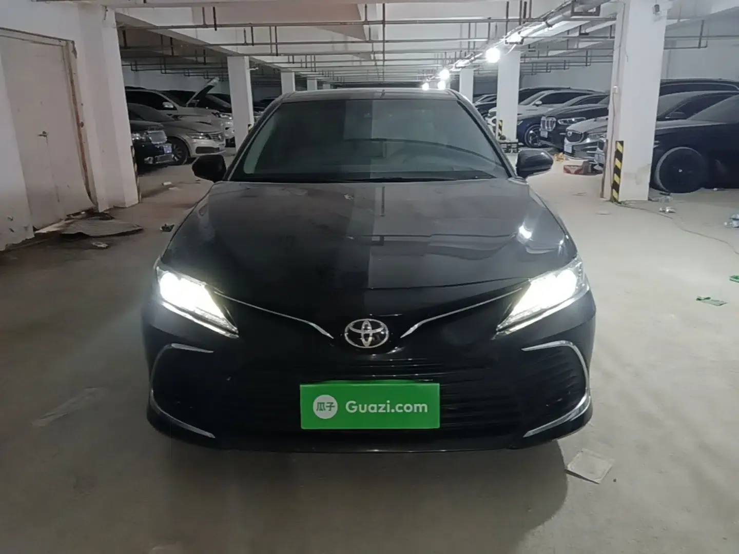 Toyota Camry 2021 2.5Q Flagship Edition — миниатюра 2
