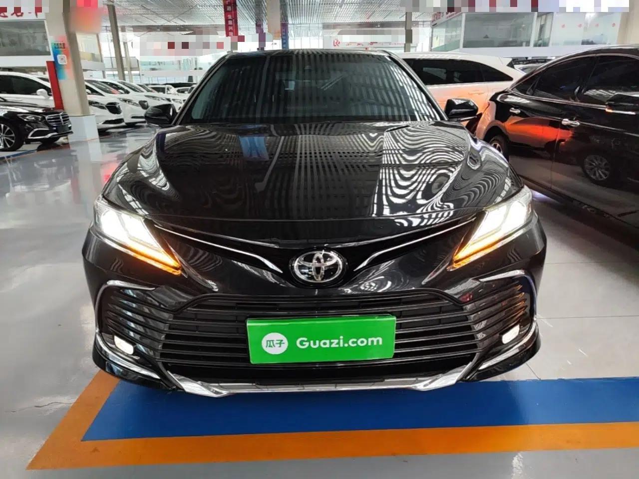 Toyota Camry 2023 2.0G Luxury Edition — миниатюра 2
