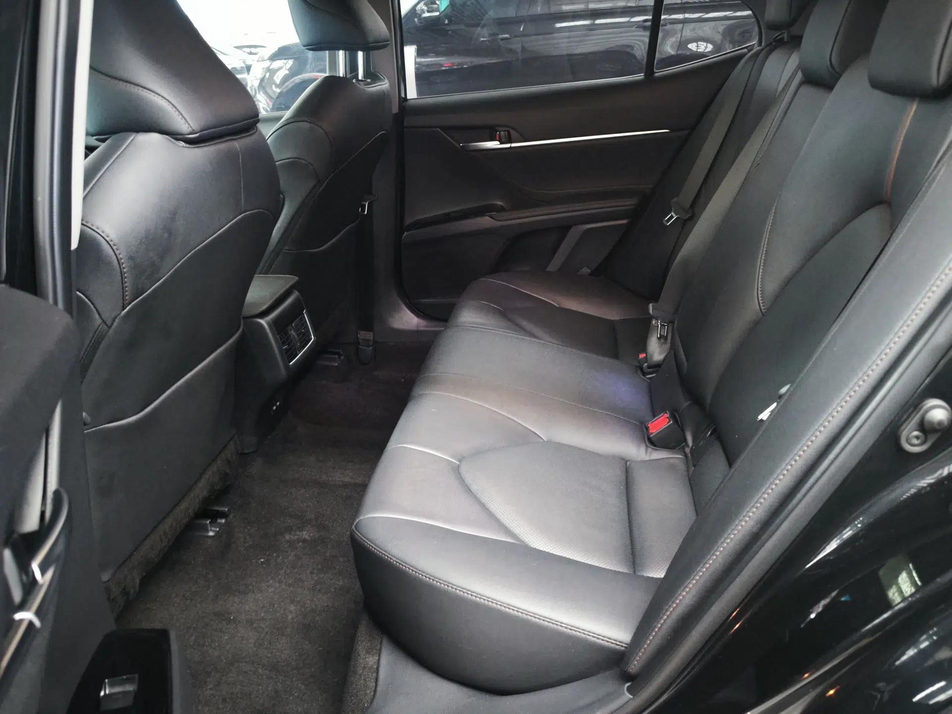 Toyota Camry 2023 2.0G Luxury Edition — миниатюра 20
