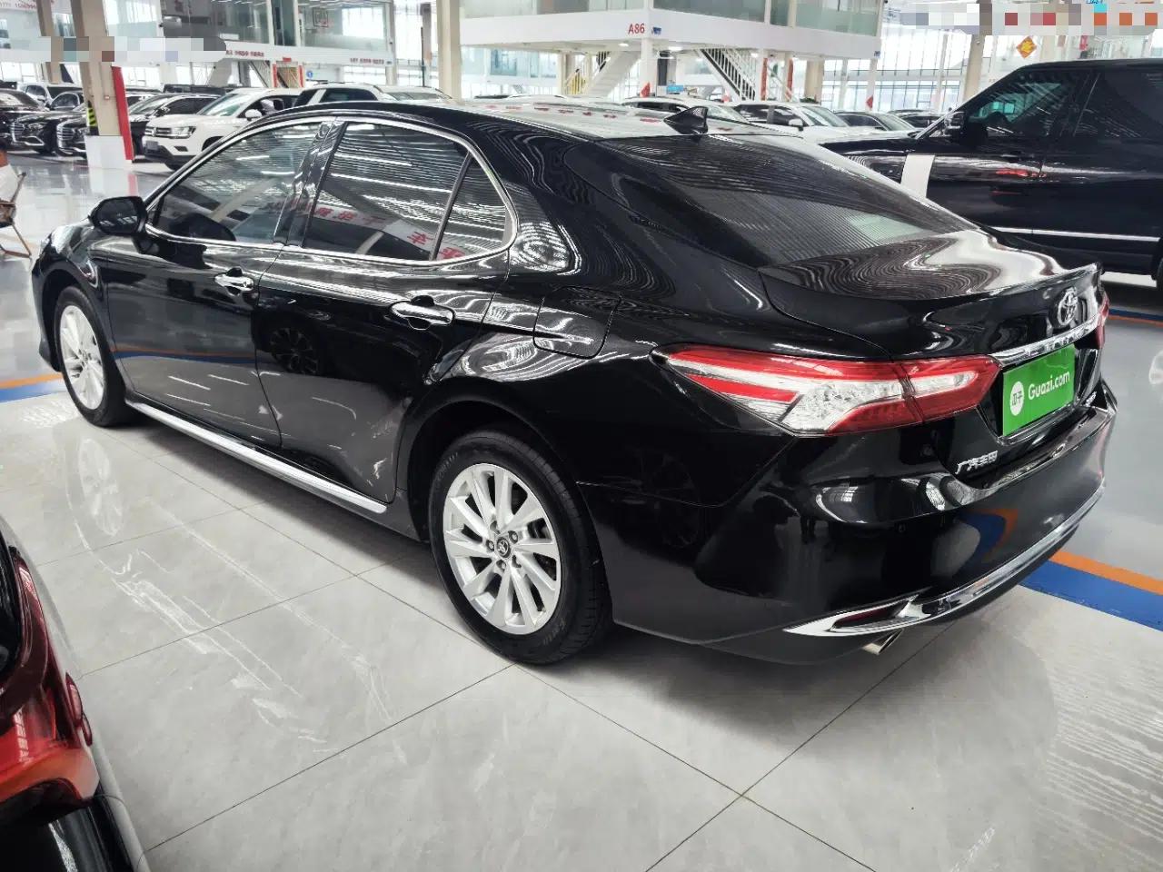 Toyota Camry 2023 2.0G Luxury Edition — миниатюра 4