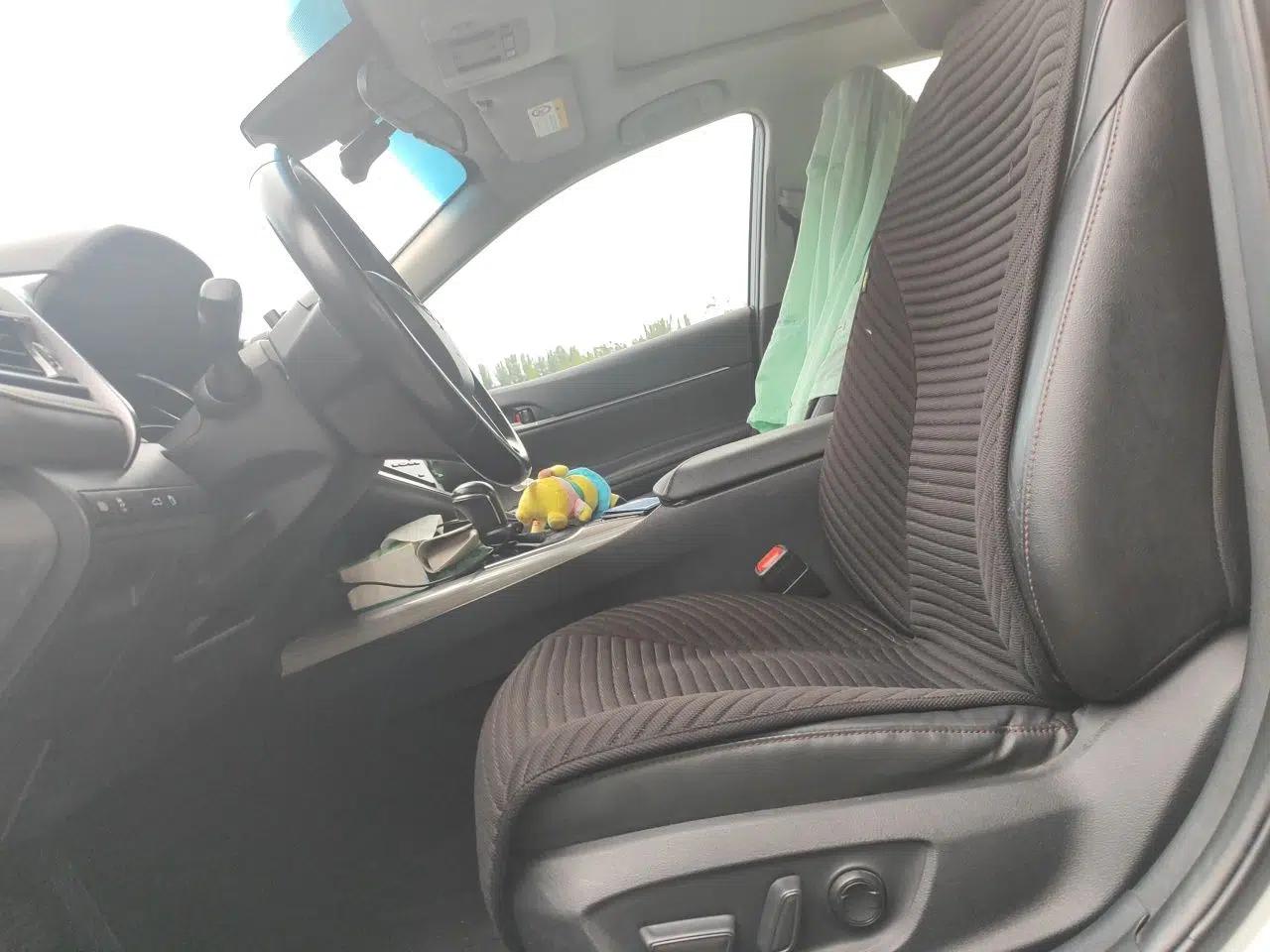 Toyota Camry 2018 Dual-Engine 2.5 HG Luxury Edition — миниатюра 15