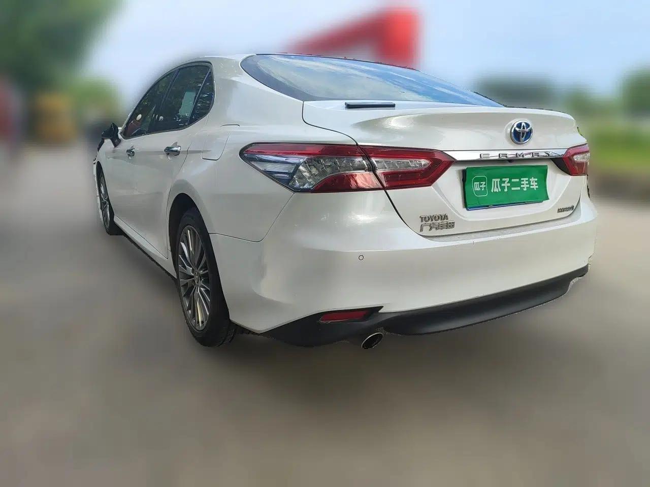 Toyota Camry 2018 Dual-Engine 2.5 HG Luxury Edition — миниатюра 4
