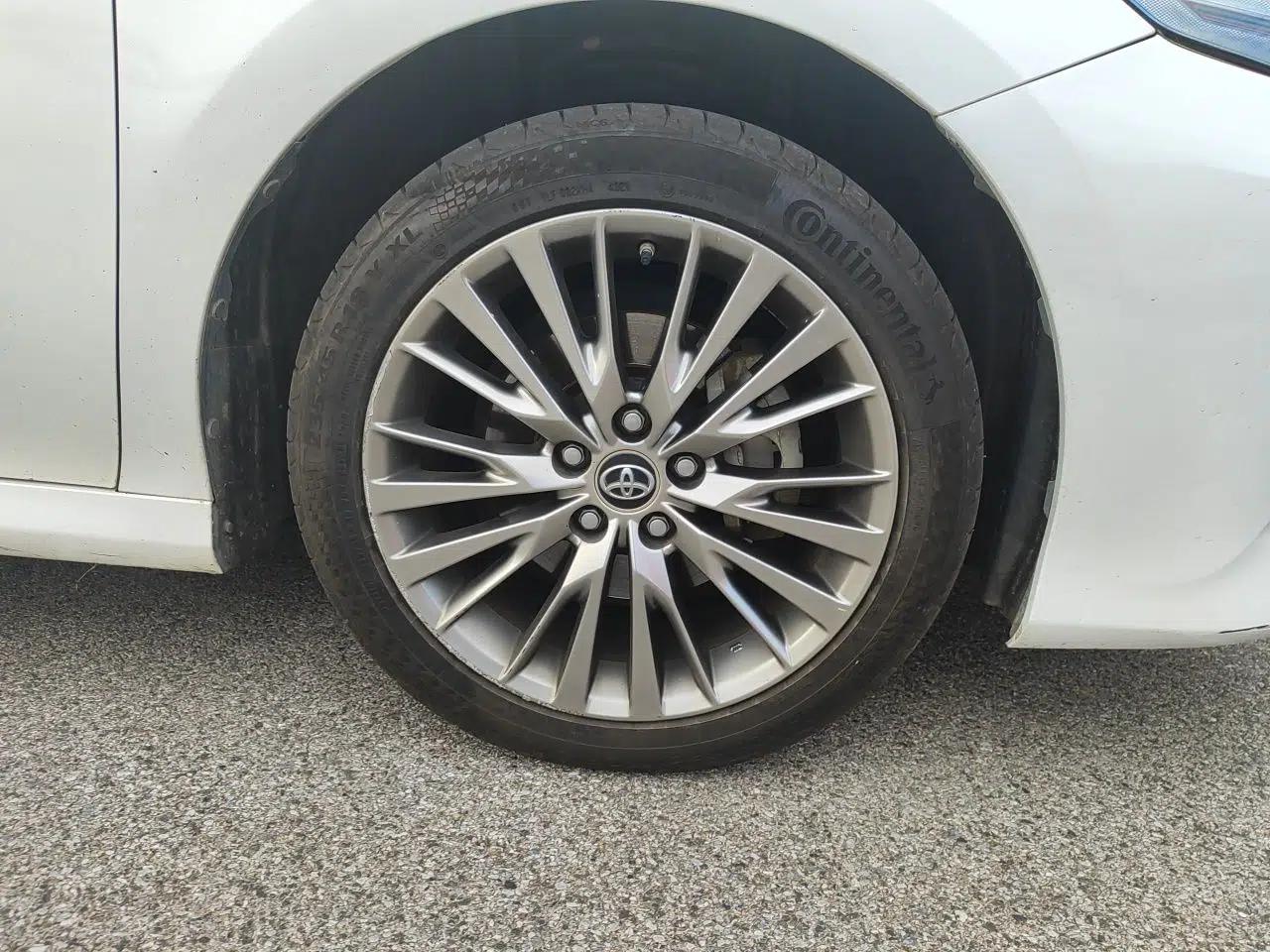 Toyota Camry 2018 Dual-Engine 2.5 HG Luxury Edition — миниатюра 8