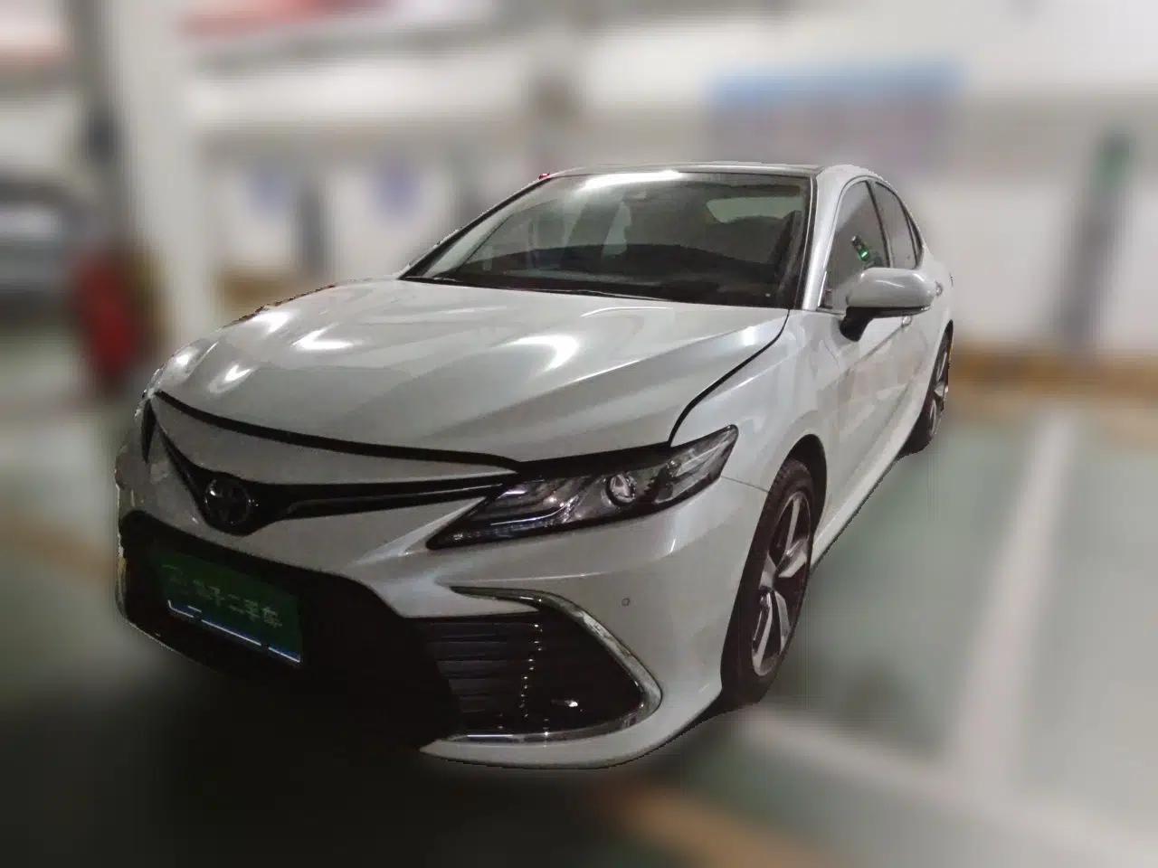 Toyota Camry 2021 2.5G Luxury Edition — миниатюра 1