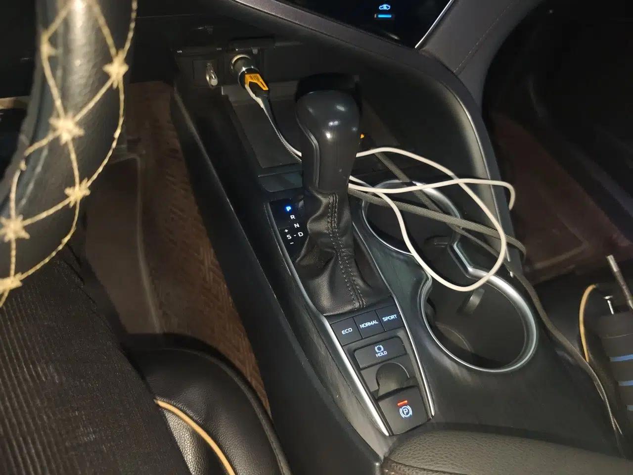 Toyota Camry 2021 2.5G Luxury Edition — миниатюра 14