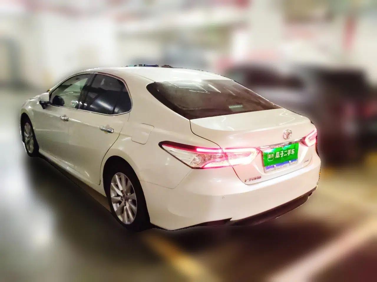 Toyota Camry 2021 2.0G Luxury Edition — миниатюра 4
