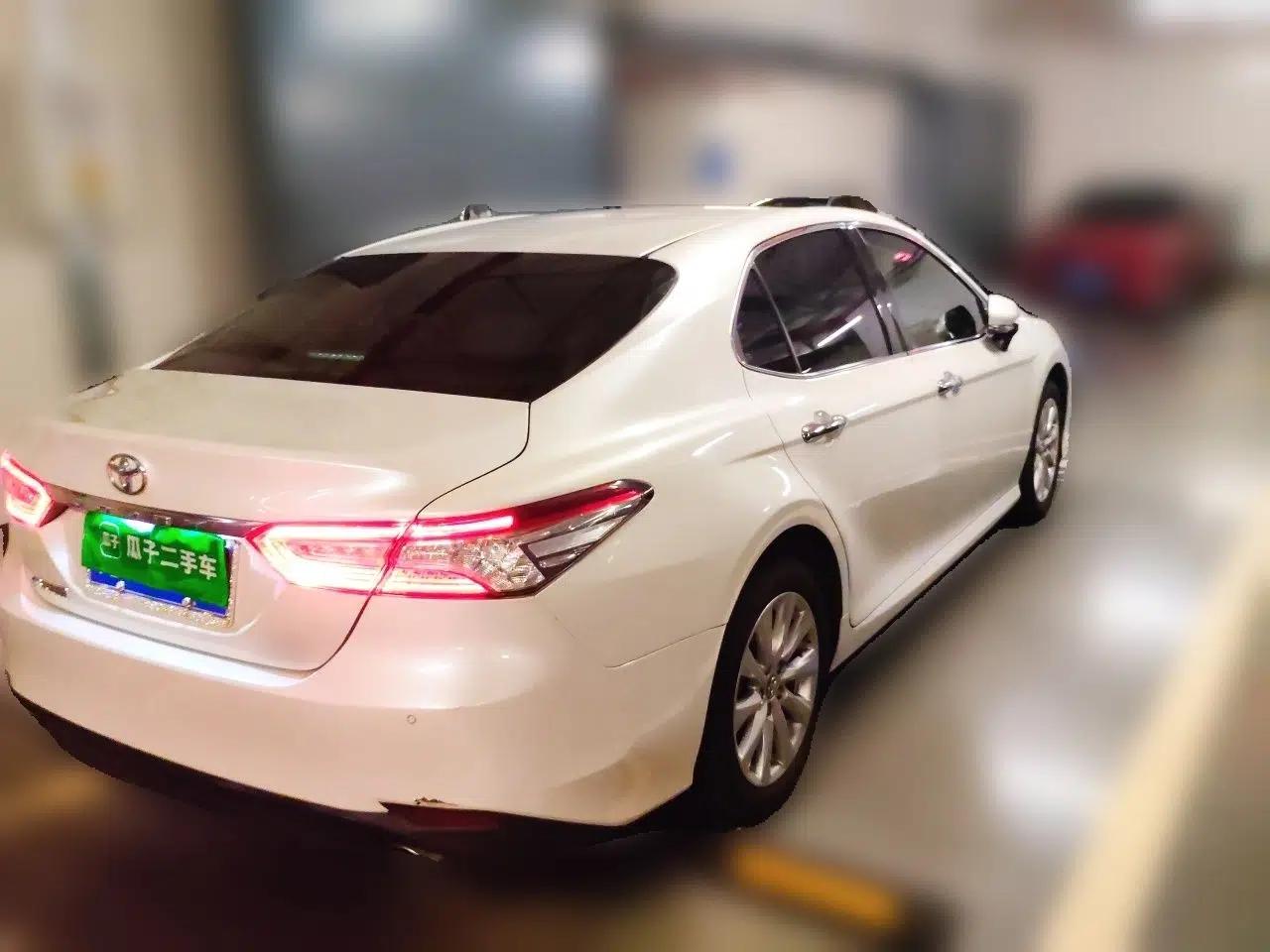 Toyota Camry 2021 2.0G Luxury Edition — миниатюра 6