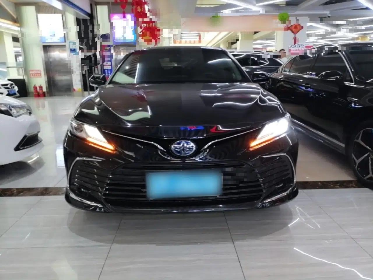 Toyota Camry 2021 Dual-Motor 2.5HG Luxury Edition — миниатюра 2