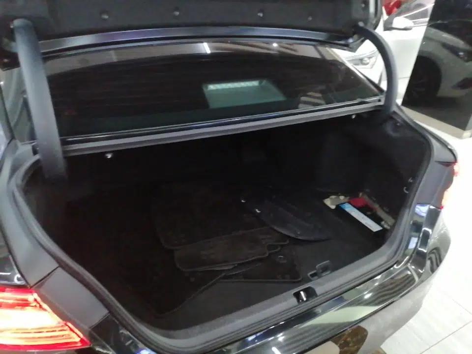 Toyota Camry 2021 Dual-Motor 2.5HG Luxury Edition — миниатюра 22