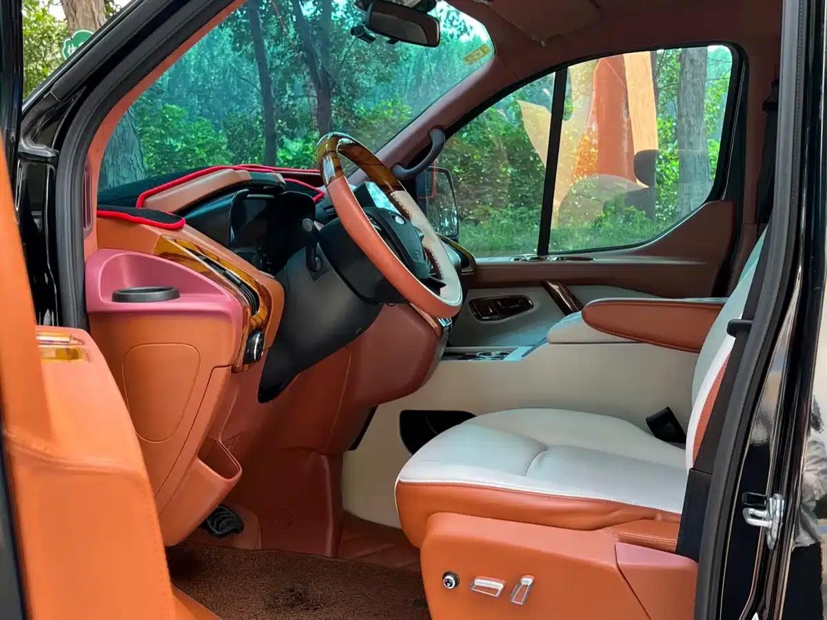 Ford Transit 2021 2.0T Gasoline Automatic Premium Commercial/Vehicle Type, Mid-Wheelbase, Mid-Roof, 7-Seater, China VI Emission Standard — миниатюра 7