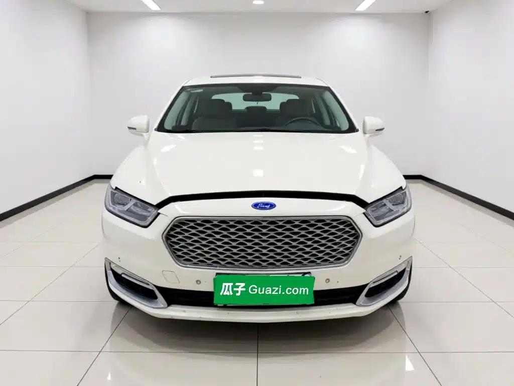 2015 Taurus EcoBoost 245 Fashion Edition — миниатюра 2