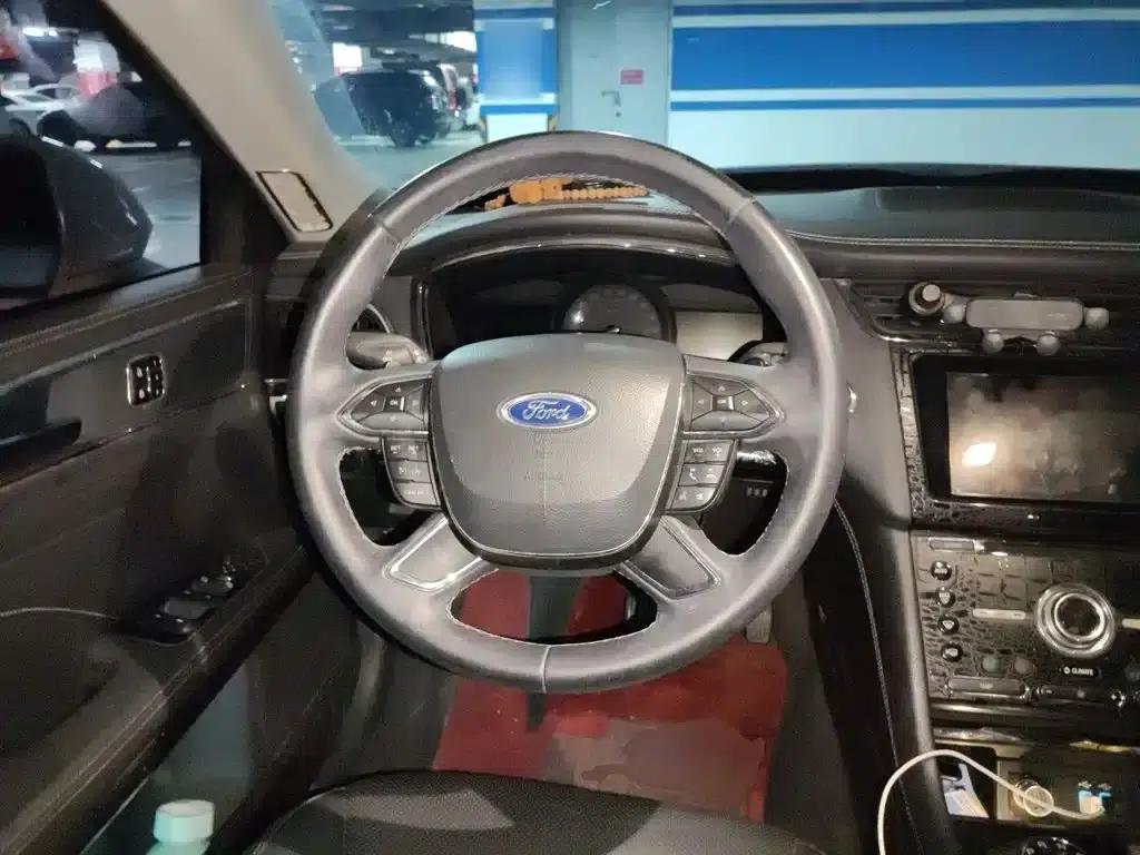 2015 Taurus EcoBoost 245 Fashion Edition — миниатюра 11
