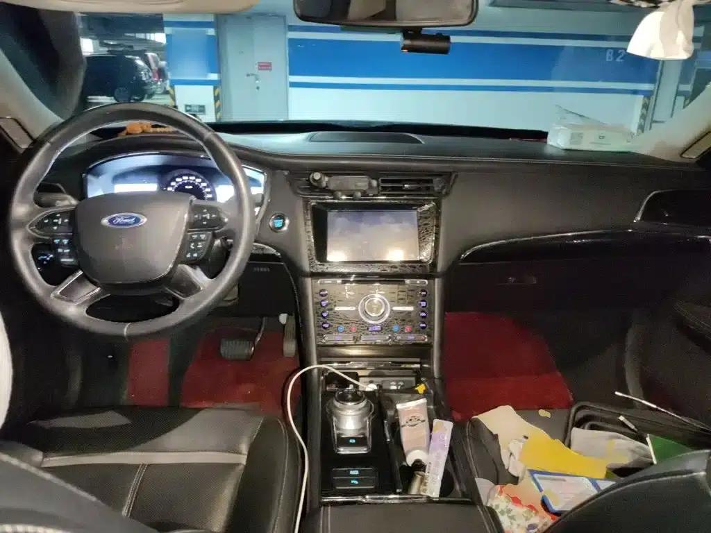 2015 Taurus EcoBoost 245 Fashion Edition — миниатюра 10