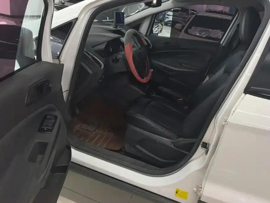 EcoSport 2017 1.5L Manual Comfort Model — миниатюра 9