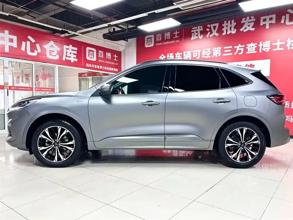 Escape 2020 EcoBoost 245 AWD ST-LINE — миниатюра 4