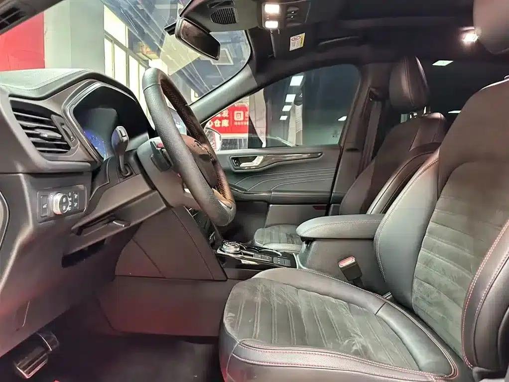 Escape 2020 EcoBoost 245 AWD ST-LINE — миниатюра 7