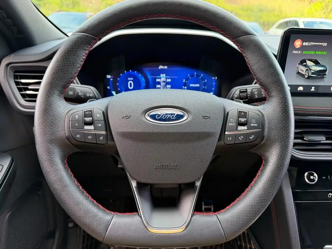 Escape 2020 EcoBoost 245 AWD ST-LINE — миниатюра 10