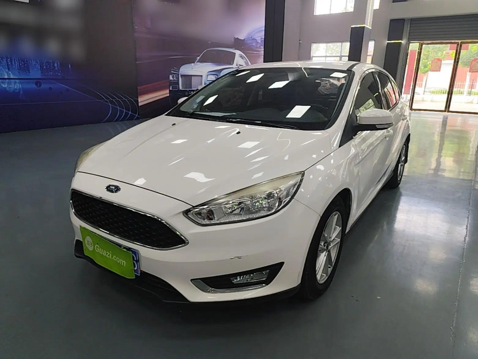 Ford Focus 2017 Hatchback 1.6L Automatic Fashion Edition Smart Drive Version — миниатюра 1