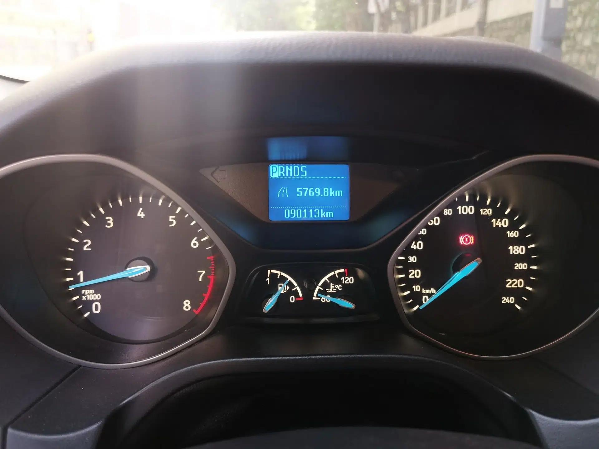 Ford Focus 2017 Sedan 1.6L Automatic Comfort Plus SmartDrive Edition — миниатюра 12