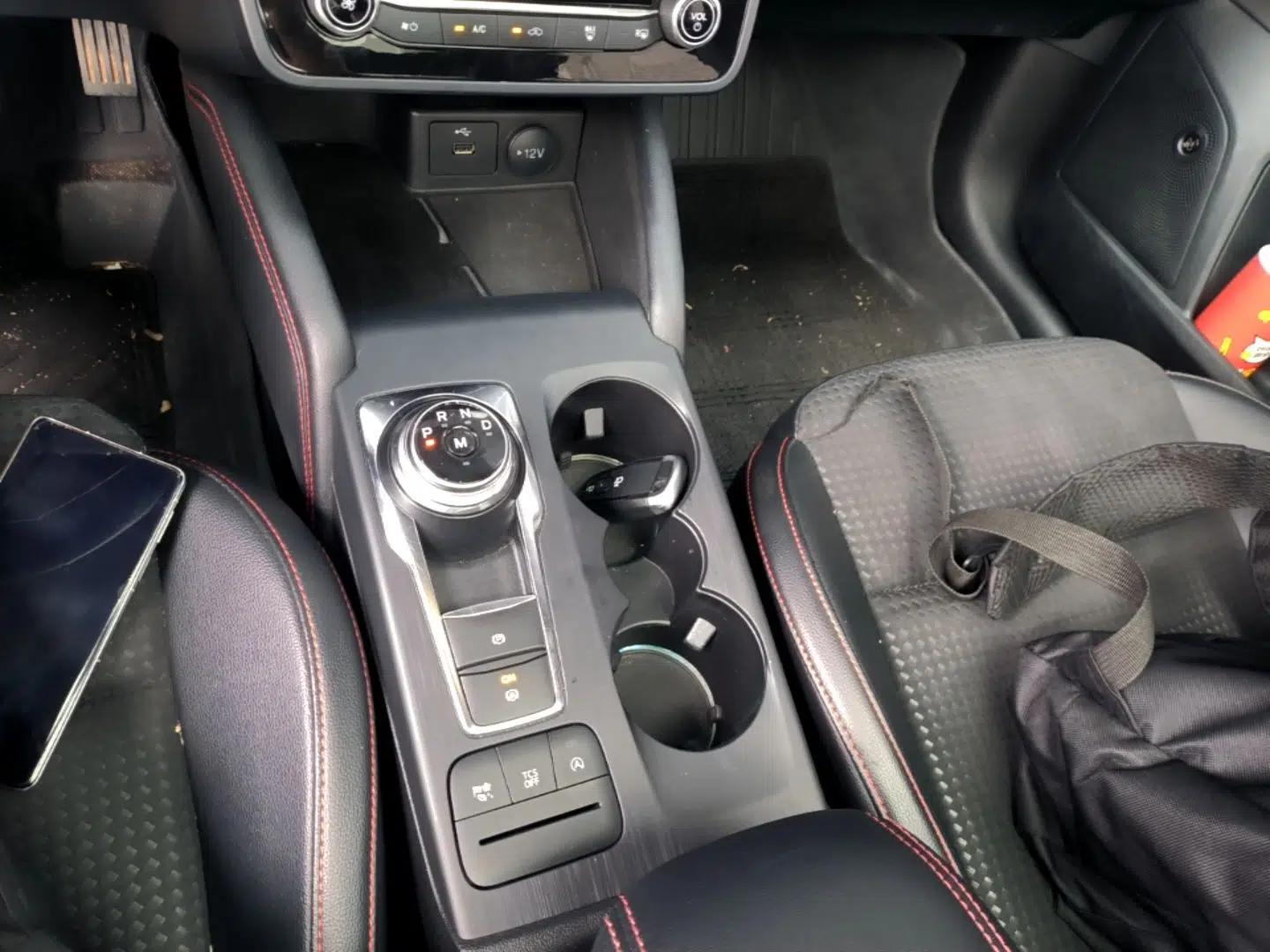 Ford Focus 2021 Sedan EcoBoost 180 Automatic ST Line — миниатюра 16