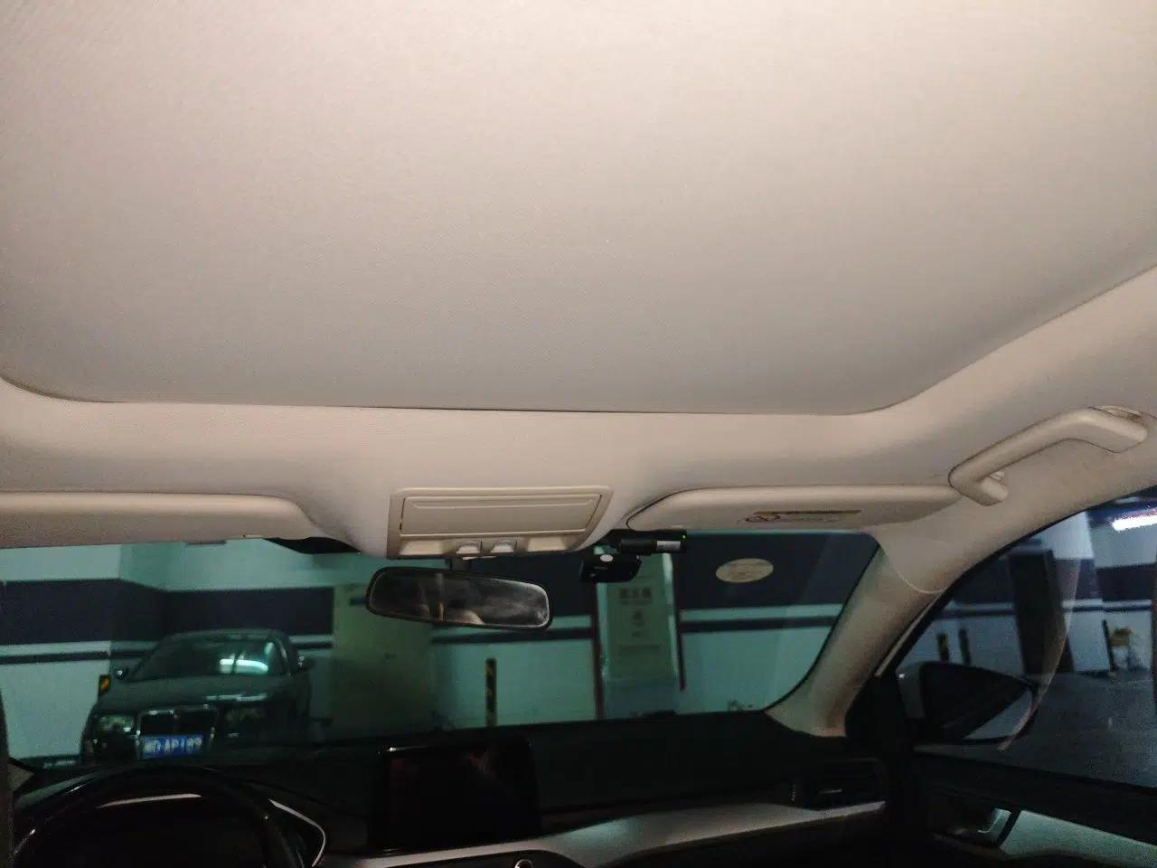 Ford Focus 2020 Sedan 1.5L Automatic Sharp Edition — миниатюра 18