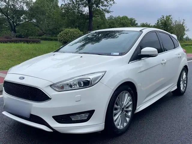 Ford Focus 2018 Hatchback Classic EcoBoost 180 Automatic Sport Edition