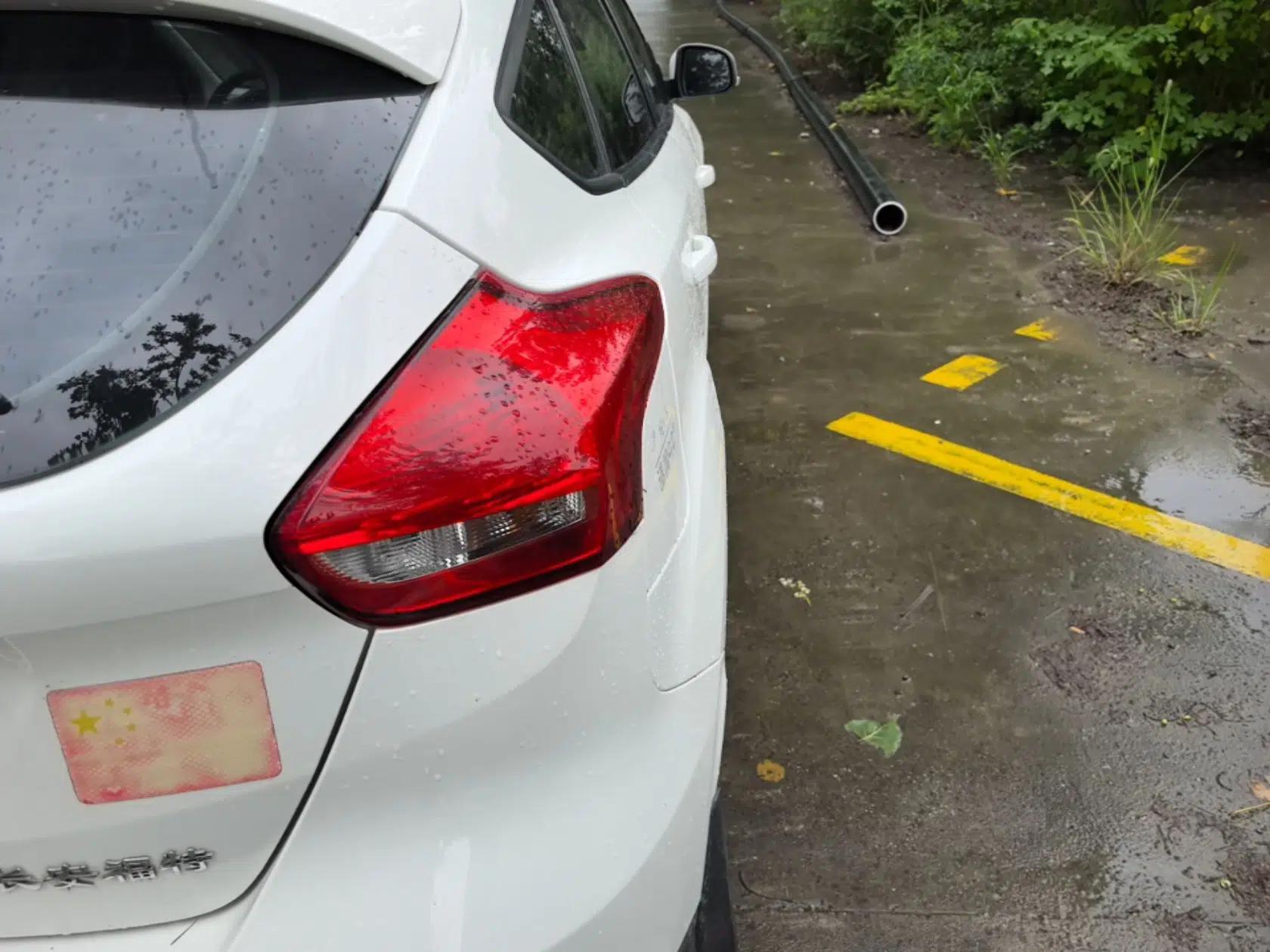 Ford Focus 2018 Hatchback Classic 1.6L Automatic Comfort Plus SmartDrive Edition — миниатюра 9