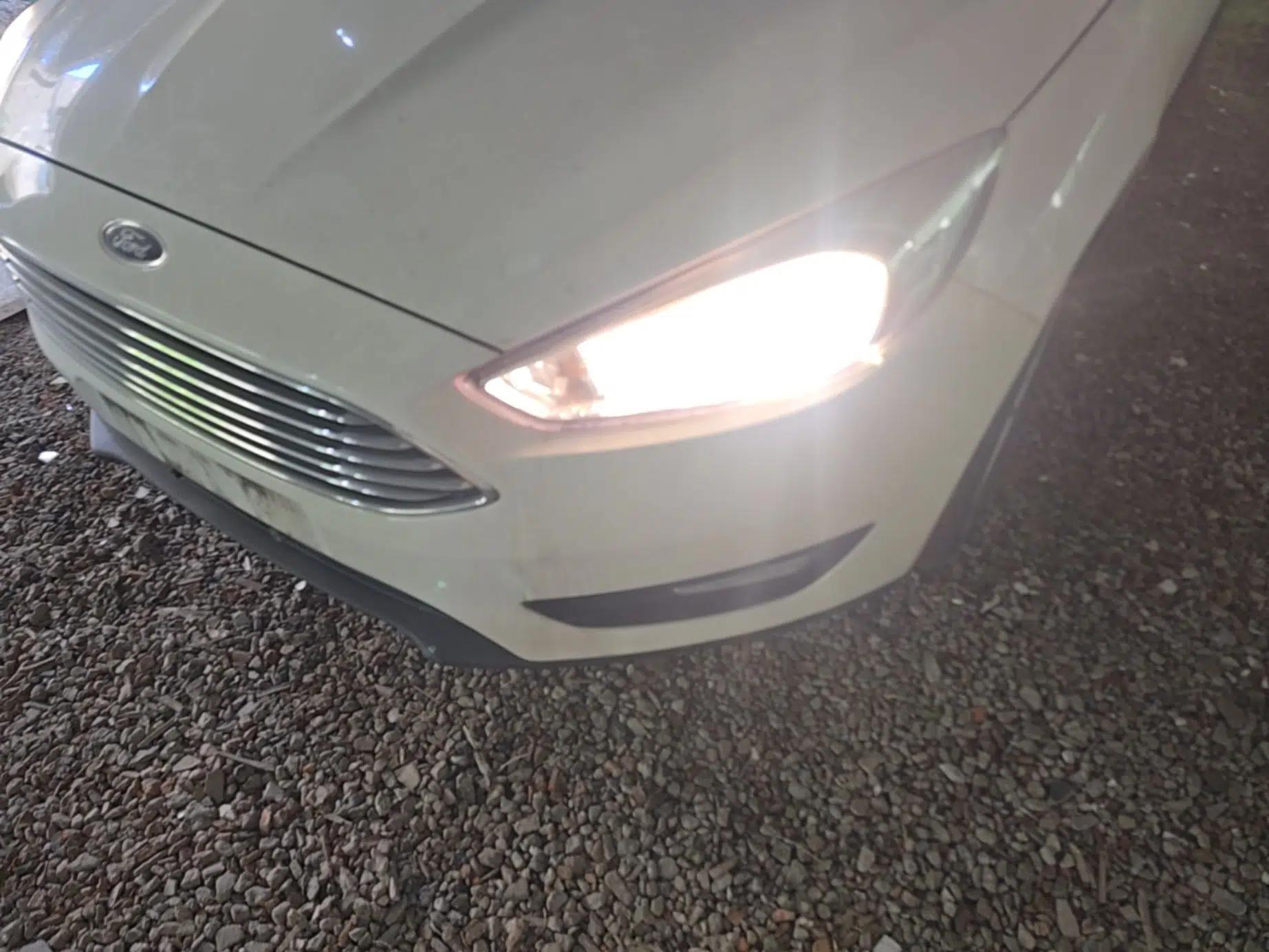 Ford Focus 2018 Sedan Classic 1.6L Automatic Trendy SmartDrive Edition — миниатюра 8