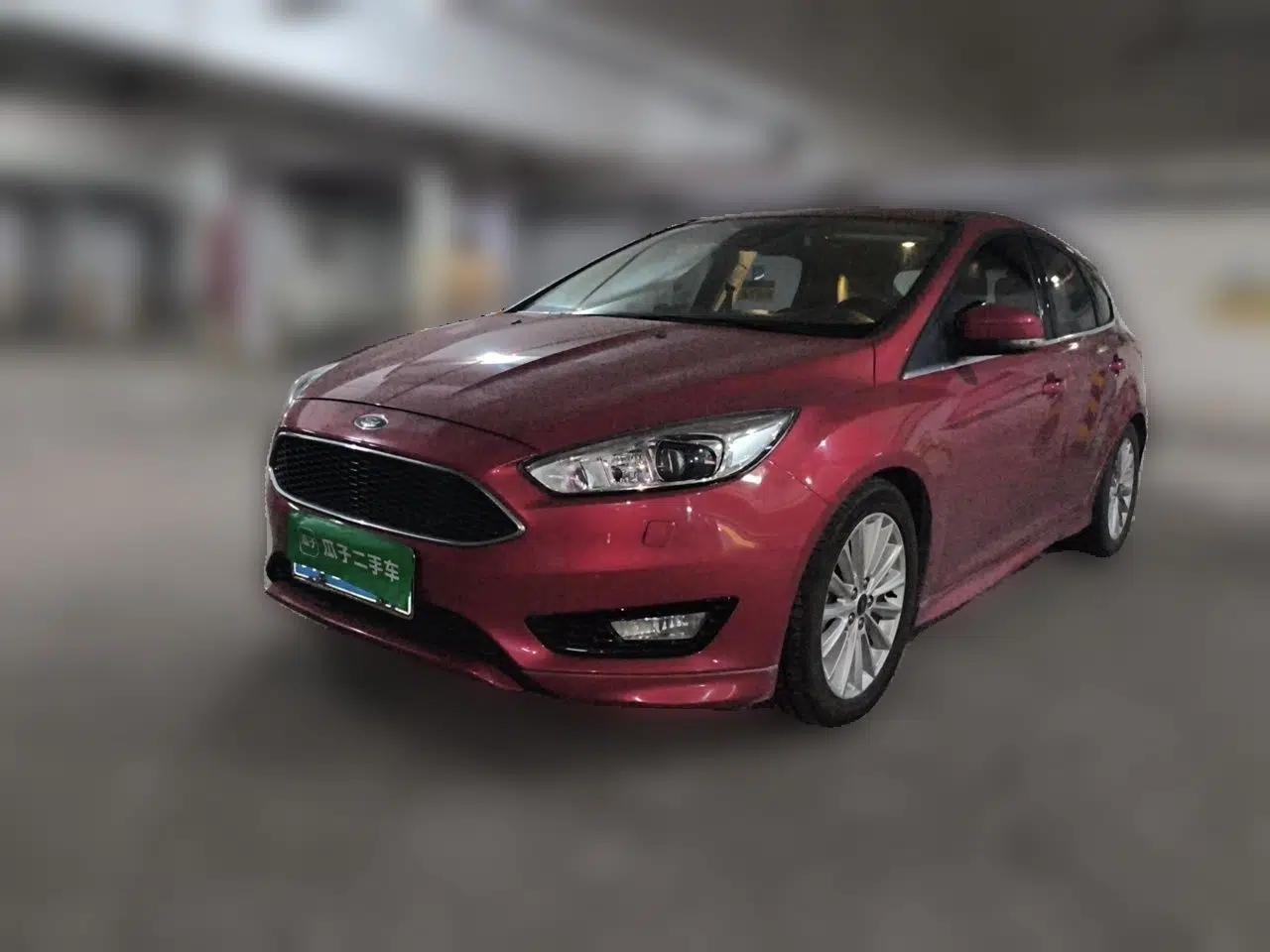 Ford Focus 2018 Hatchback Classic EcoBoost 180 Automatic Sport Edition — миниатюра 1
