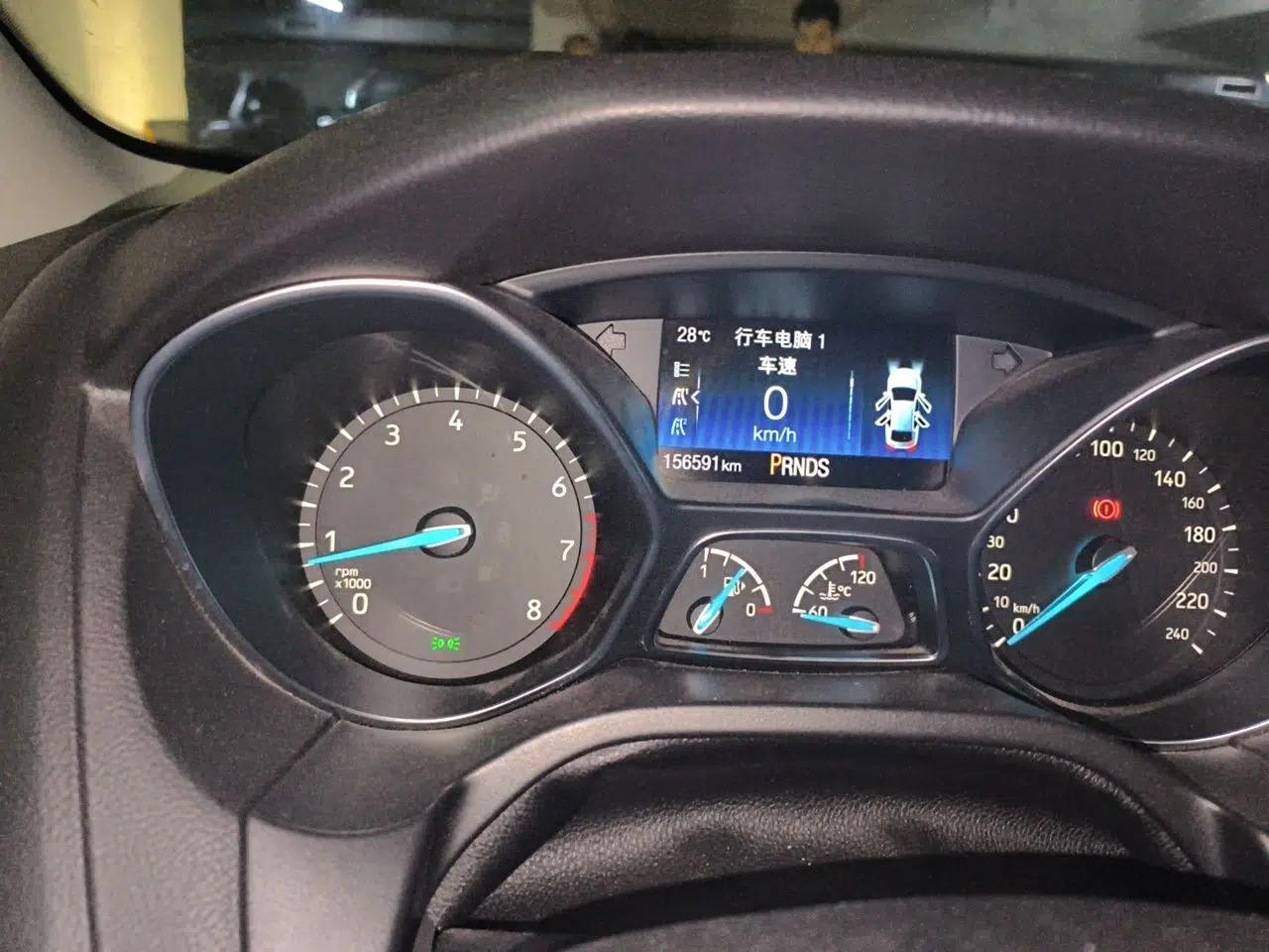 Ford Focus 2018 Hatchback Classic EcoBoost 180 Automatic Sport Edition — миниатюра 12