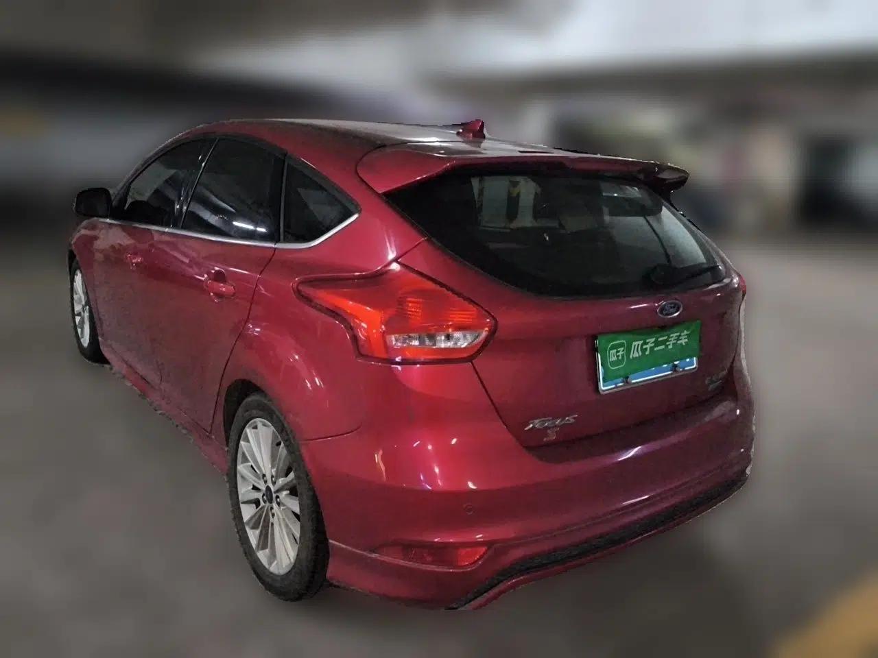 Ford Focus 2018 Hatchback Classic EcoBoost 180 Automatic Sport Edition — миниатюра 4