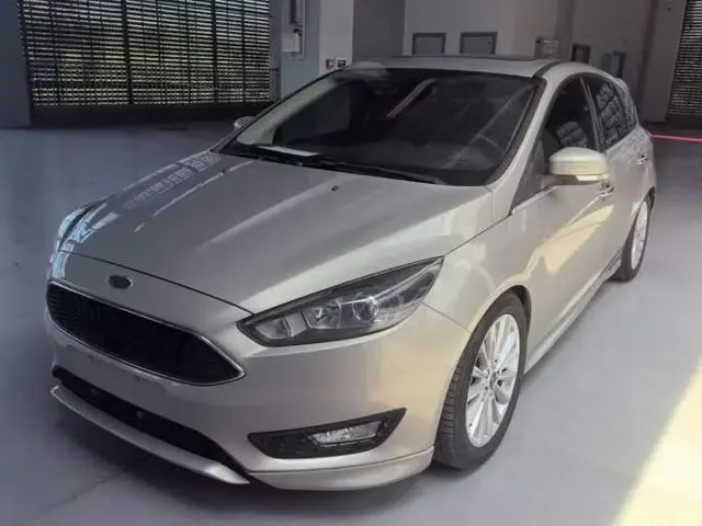 Ford Focus 2015 Hatchback EcoBoost 180 Automatic Sport Model