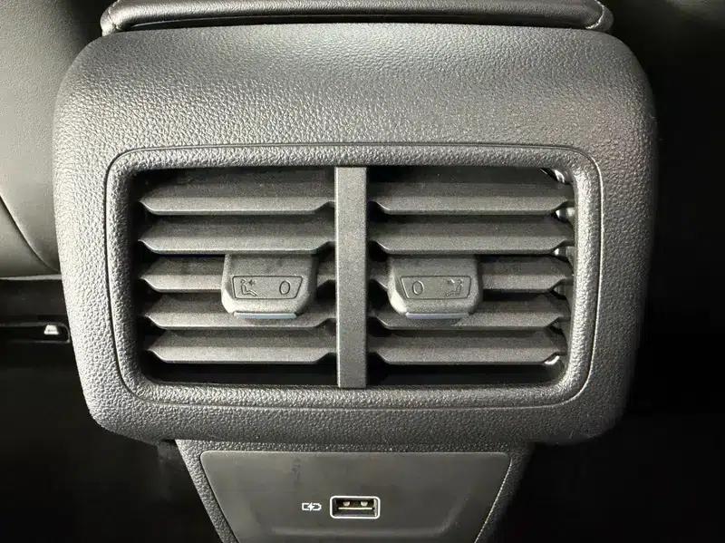 Jetta VS7 2022 280TSI Automatic High Gloss Glory Edition — миниатюра 10