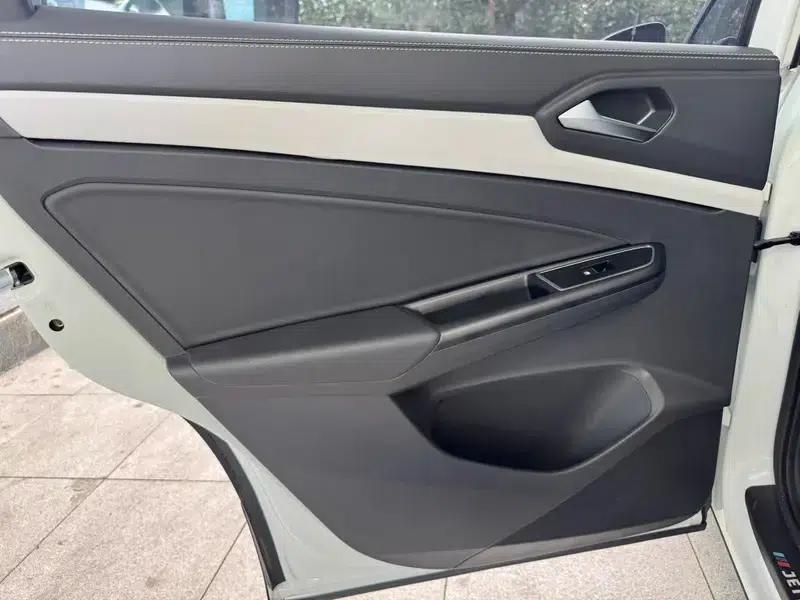 Jetta VS7 2022 280TSI Automatic High-Gloss Enjoy Edition — миниатюра 7