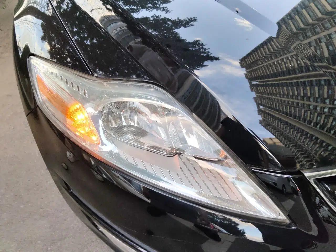 Ford Mondeo 2011 2.0L GTDi 200 Fashion Edition — миниатюра 7