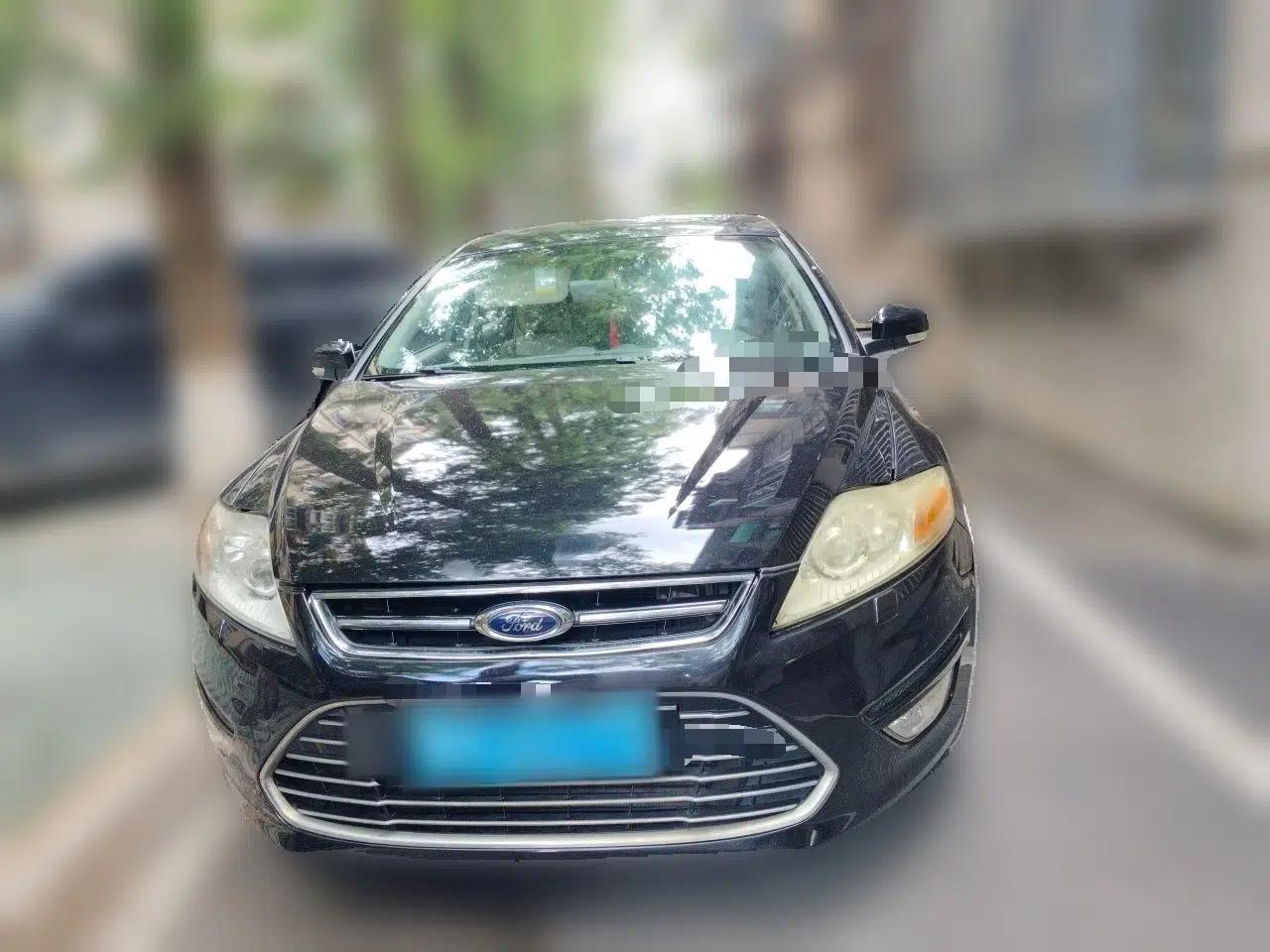 Ford Mondeo 2011 2.0L GTDi 200 Luxury Edition — миниатюра 2